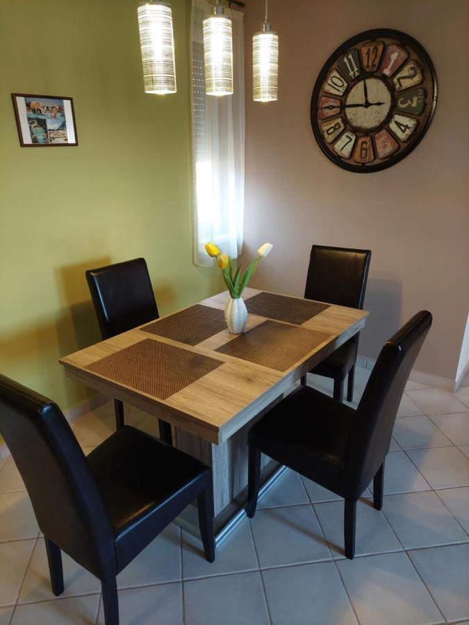 Samuci Apartman Hajdúszoboszló Extérieur photo